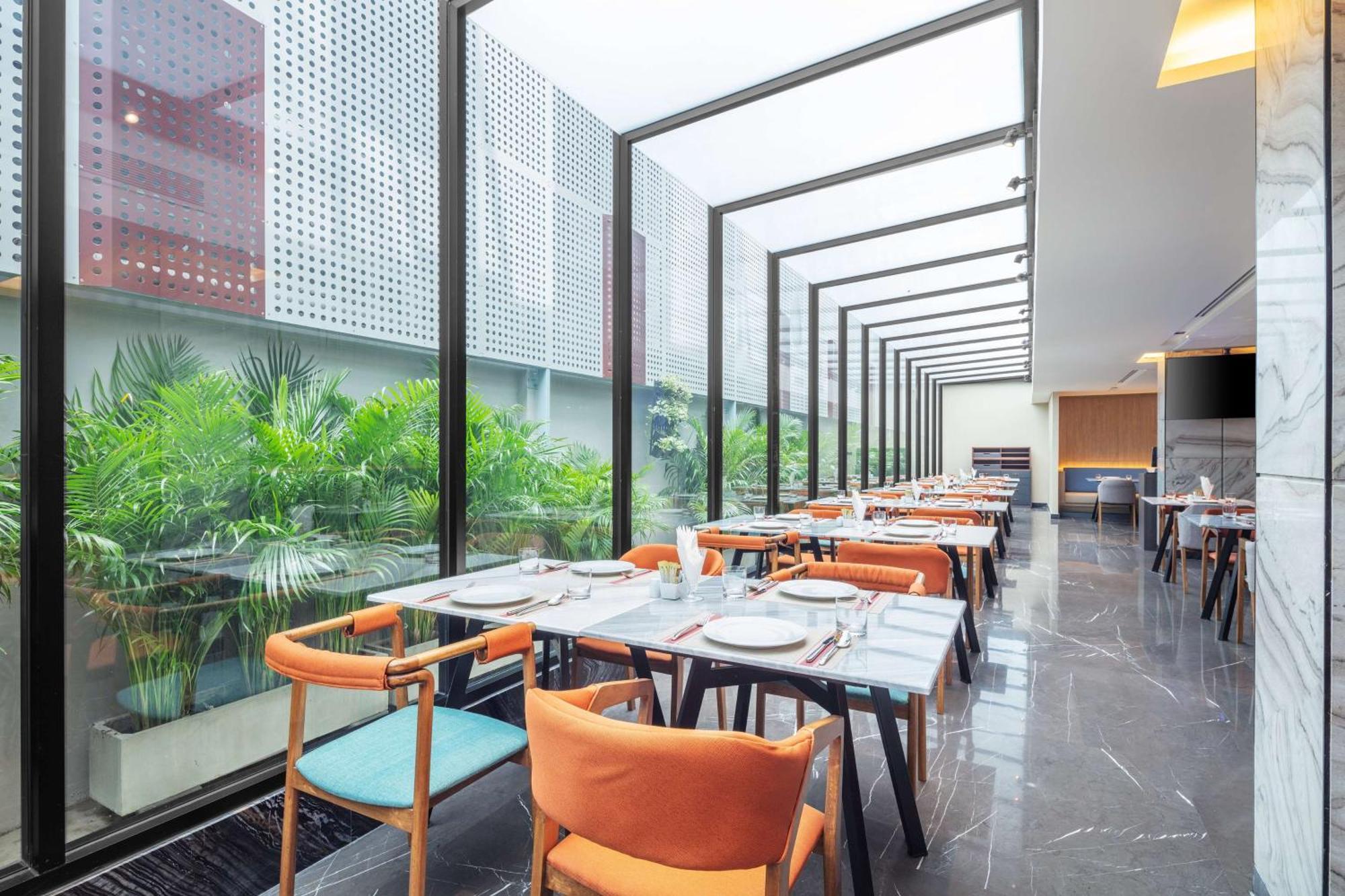 Best Western Click Sathorn 11 曼谷 外观 照片